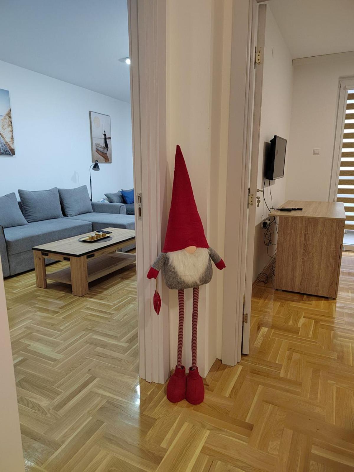 Ni Bed And Breakfast Majesty الغرفة الصورة