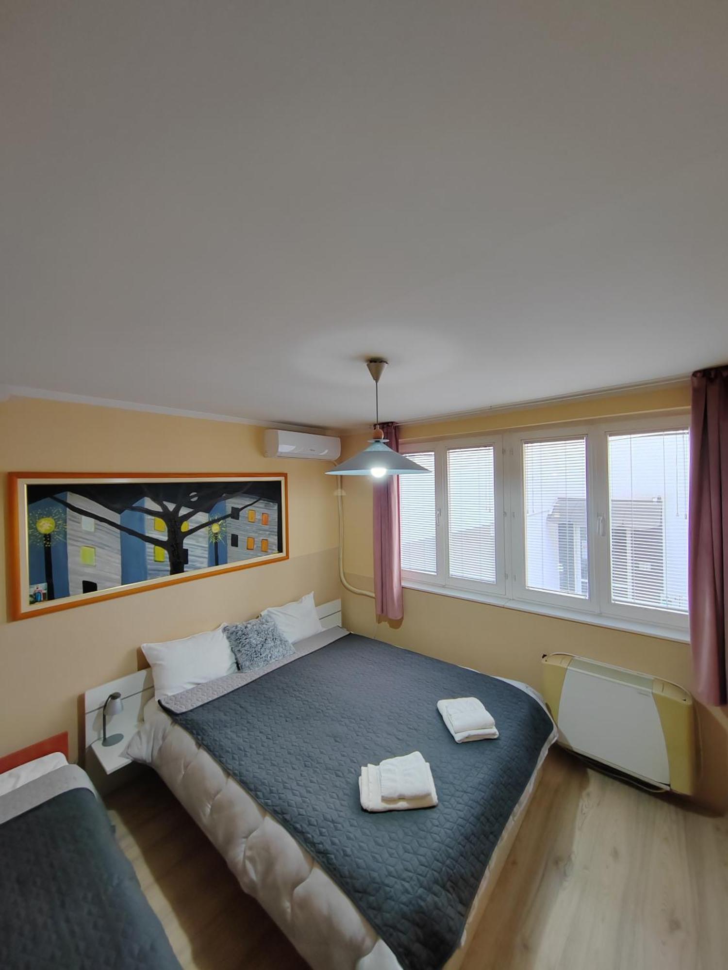 Ni Bed And Breakfast Majesty الغرفة الصورة